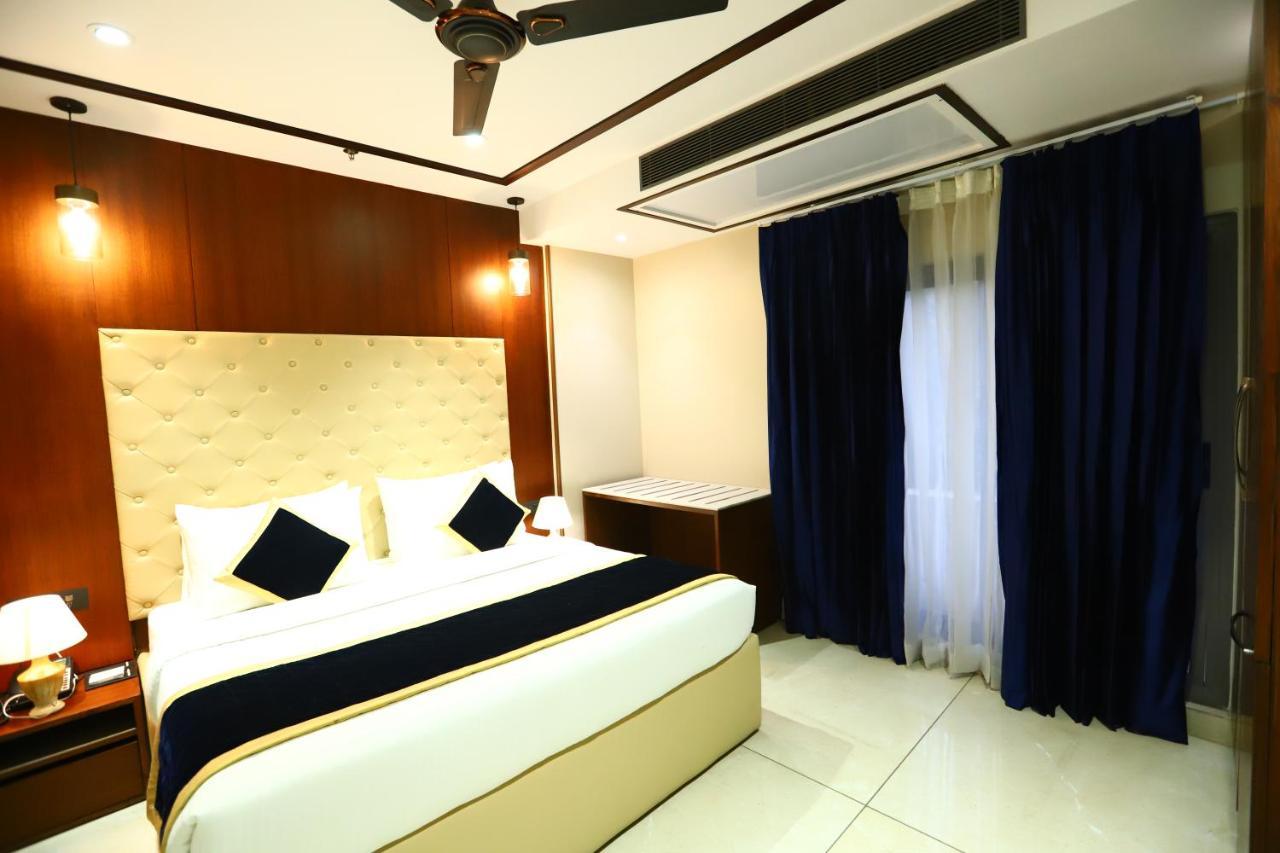 Sanca International Hotel In Patel Nagar Delhi Neu-Delhi Exterior foto