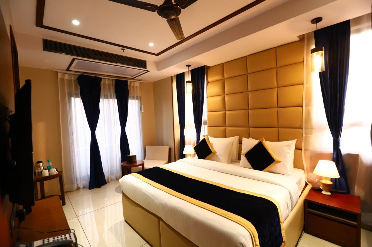 Sanca International Hotel In Patel Nagar Delhi Neu-Delhi Exterior foto