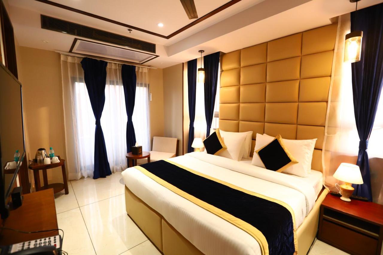 Sanca International Hotel In Patel Nagar Delhi Neu-Delhi Exterior foto
