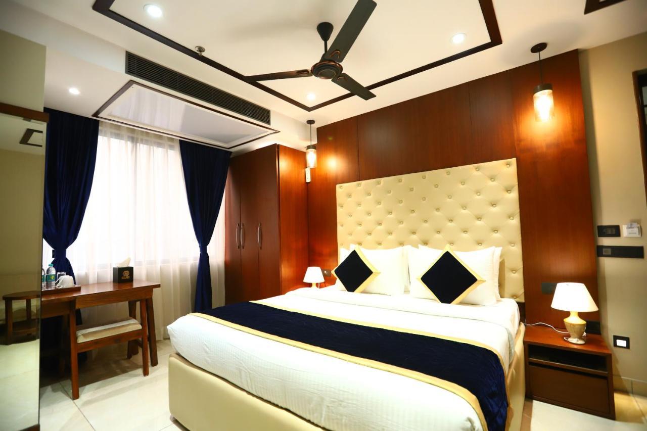 Sanca International Hotel In Patel Nagar Delhi Neu-Delhi Exterior foto