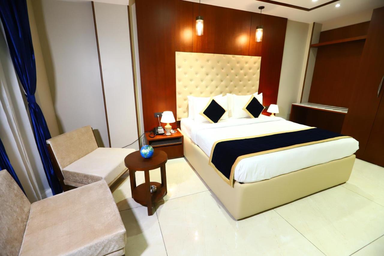 Sanca International Hotel In Patel Nagar Delhi Neu-Delhi Exterior foto