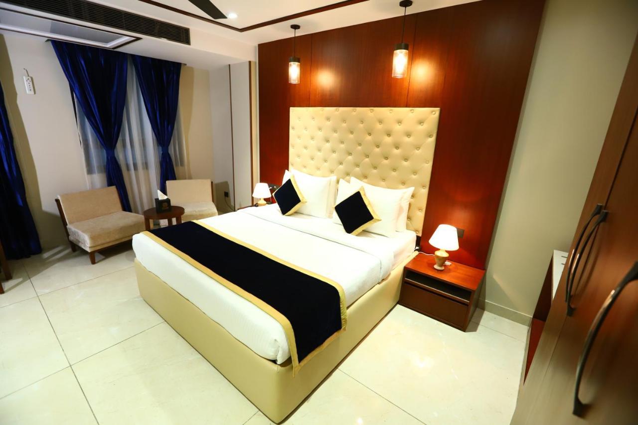 Sanca International Hotel In Patel Nagar Delhi Neu-Delhi Exterior foto