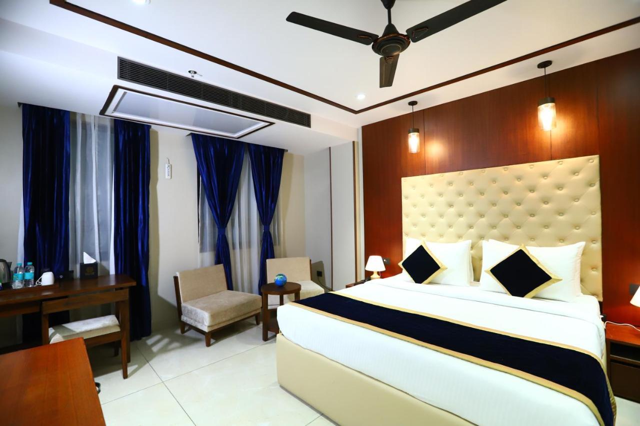 Sanca International Hotel In Patel Nagar Delhi Neu-Delhi Exterior foto