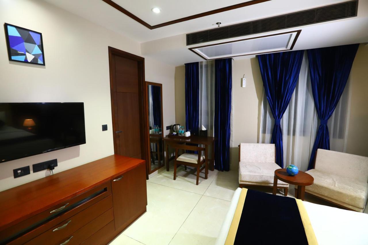 Sanca International Hotel In Patel Nagar Delhi Neu-Delhi Exterior foto