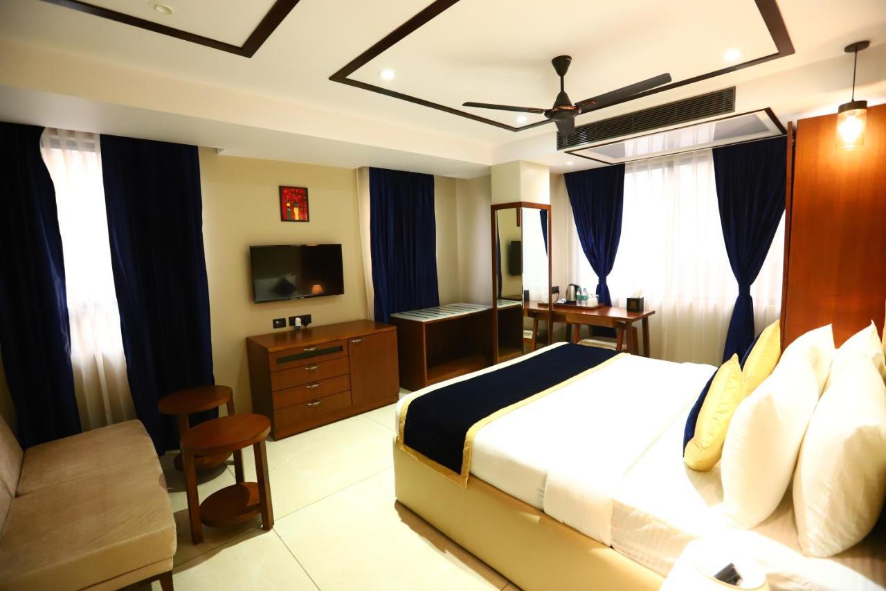 Sanca International Hotel In Patel Nagar Delhi Neu-Delhi Exterior foto